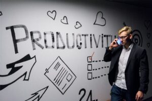 Cum să începi o afacere de succes: Ghidul pas cu pas pentru antreprenori începători