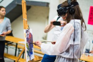 Realitatea virtuală în educație: viitorul învățământului