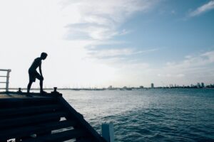 Cum să îți menții motivația pe termen lung pentru a atinge succesul