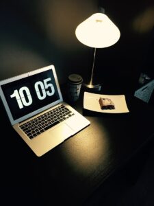 5 obiceiuri care te ajută să fii mai productiv și să ai succes