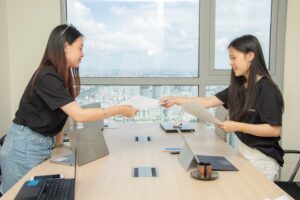 Cum să îți îmbunătățești abilitățile de negociere în vânzări