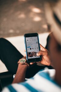 Cum să folosești rețelele sociale pentru a-ți spori vânzările