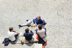 Cum să îți îmbunătățești abilitățile de leadership pentru a sprijini productivitatea echipei