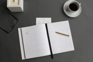 Cum să îți gestionezi task-urile de zi cu zi pentru a fi mai eficient