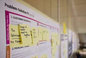 Cum să construiești un sistem de management care să încurajeze inovarea