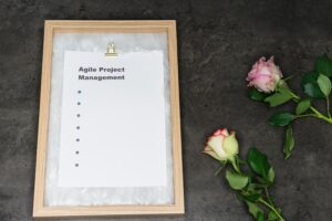 Cum să optimizezi gestionarea proiectelor prin management agil