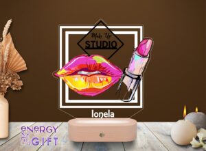 De ce o lampă LED personalizată rămâne o amintire unică