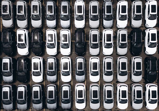 Lubrifianți pentru flote auto: cum reduci costul real al mentenanței, nu doar prețul pe litru — Afaceri 365